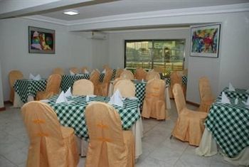 Le Baron Hotel Accra Exteriör bild
